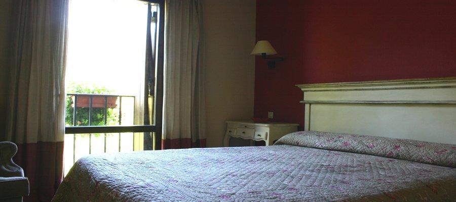 Hotel Vina Olivan Sarvisé Eksteriør bilde